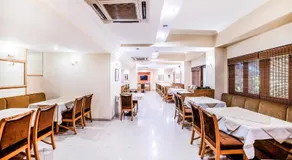 Hotel Gandharva Shivajinagar - Image 4