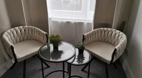 Chiswick Court Hotel - Image 3