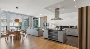 COMFORT HOMES - Premium Apartments - 15' Lucerne - Washer & Dryer - Public Transport - Parking - Image 2