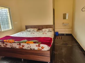Hotel Blue Moon - Image 3