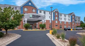 MainStay Suites Fitchburg - Madison - Image 5