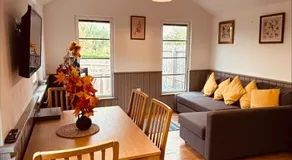 Cosy Cabins without hot tub - Greenway Farm, Drybrook, Forest of Dean - Image 2