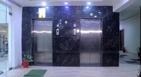 Hotel Panache 500 Mtrs From Shri Krishna Janma bhumi Teample - Image 3