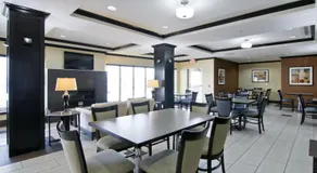 Wingate by Wyndham Fort Saskatchewan - Image 2