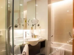 Hotel Equatorial Penang - Image 2