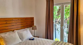 Meis Hotel - Image 2