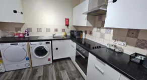 Charlotte Apartment - Image 5