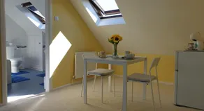 The Old Cornstore a beautiful Suite overlooking the sea - Image 3