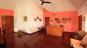 Camellia Premium Homestay - Image 4