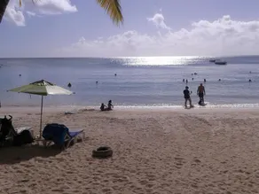Burnas Beach & Apartments - Image 3
