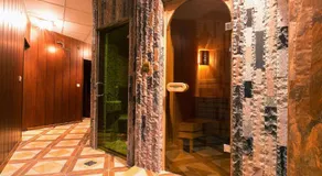 Discret Hotel & Restaurant - Image 5