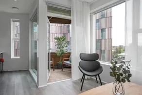 Luxury One Bedroom Apartment with balcony  SIF - Image 4