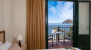 Margarita Beach Hotel - Image 2