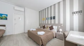 CHEZROMYK the Kosher B&B - Image 2