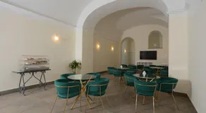 Aria Rooms - Image 3