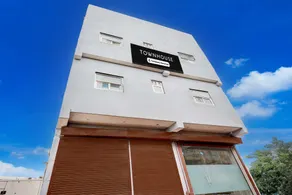 Townhouse Sector 33 Gurgaon - Image 4