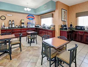 Best Western Decatur Inn - Image 5