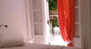Nicolas Antiparos - Image 2