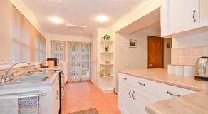 The Bays Newport - Image 4