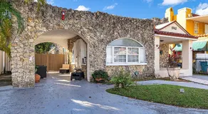 Private Studio in Little Havana - Image 3