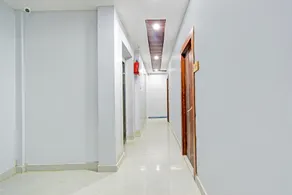 Hotel O RBS Square Inn Uppal - Image 3