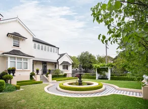 Designer Studio in Grand Manor 20 min From Sydney - Image 3
