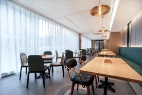Premier City Comfort Hotel Liuzhou High-Speed Railway Station - Image 2