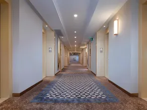 Vienna Classic Hotel FuJian JinJiang China Shina Capital Wuyue Square - Image 5