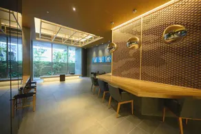 Minn Ueno - Image 5