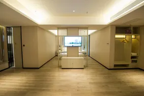 Echarm Hotel Beihai Yintan - Image 4
