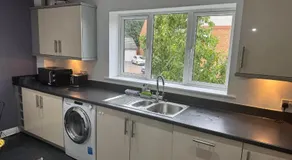Executive Stays Uxbridge - Image 4