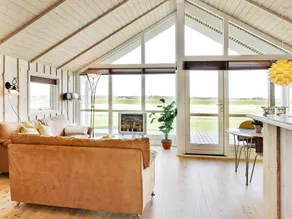 6 person holiday home in Storvorde-By Traum - Image 3