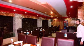 Mir Continental Hotel & Restaurant - Image 5