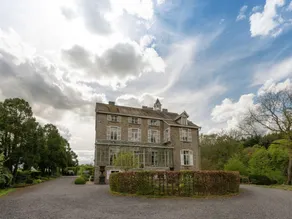 Beautiful manor house in a park near Rochefort - Image 5