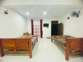 Regal Mount Resort - Image 4
