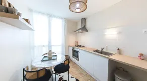 Appartement avec Rétroprojecteur, Babyboot avec belle vue et proche gare - Image 4
