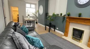 Bentley Place - Image 2