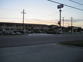 Texas Inn - Welasco/Mercedes - Image 2