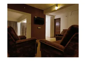 Hi-5 Private Villa - Image 5