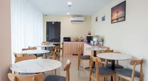 Southern Tip Hotel - City & 100m walk to McDonald's & FREE DOBI - Image 4
