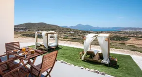 Esperos Panoramic View Suites - Image 4
