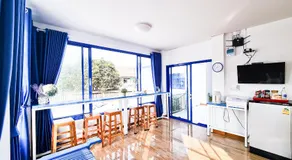 Blue House - Image 4