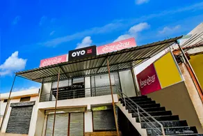 SPOT ON Hotel Shyam & Restaurant - Image 5