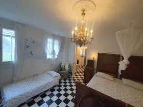 Apartment in quiet and green environment with swimming pool - Image 2