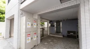 Minami-Aoyama-1st - Image 3