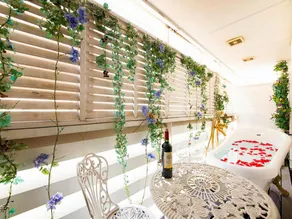 V hotel - Image 3
