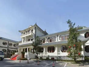Huizhou Hotel - Image 5