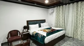Hotel Lal's Inn - Image 2