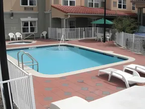 City Express by Marriott St. Augustine - Image 2