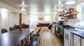 C&N Backpackers - Ucluelet - Image 3